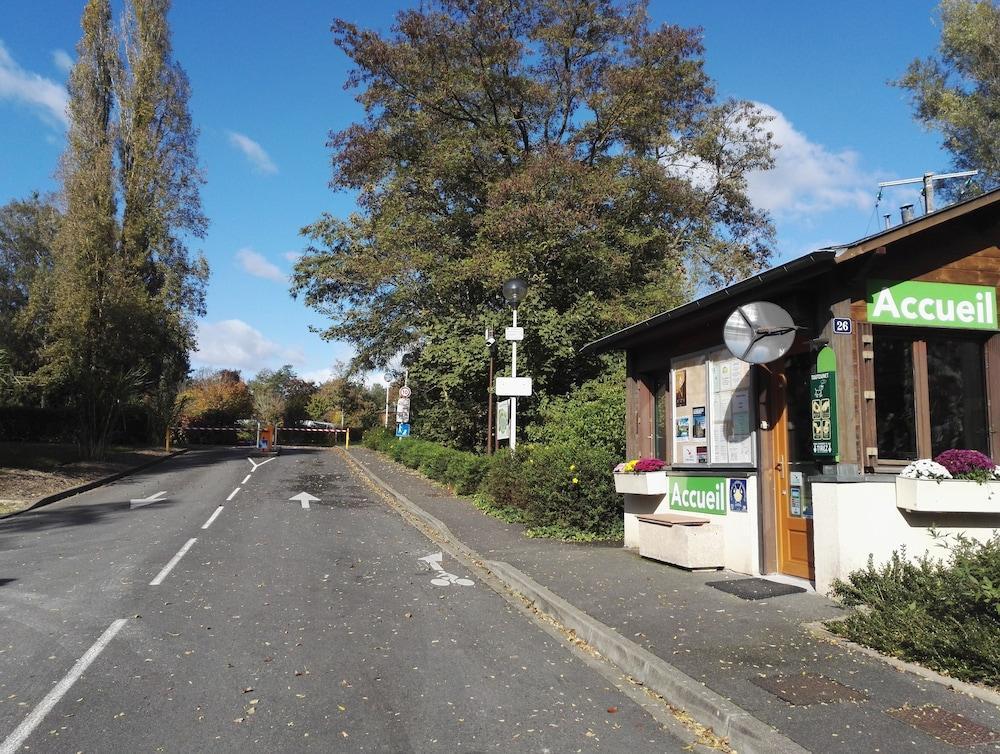 Camping De Bourges Exterior foto